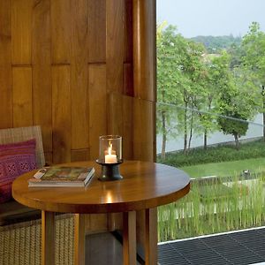 Deluxe River View Room